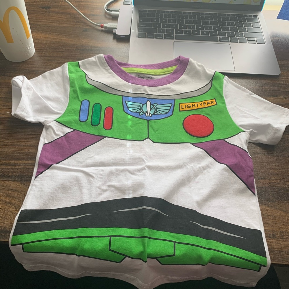 T shirt